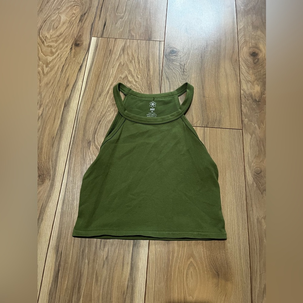 Green crop top